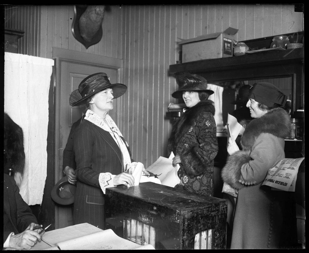 Bertha Baur casts her first vote in 1919. Chicago Tribune historical photo.